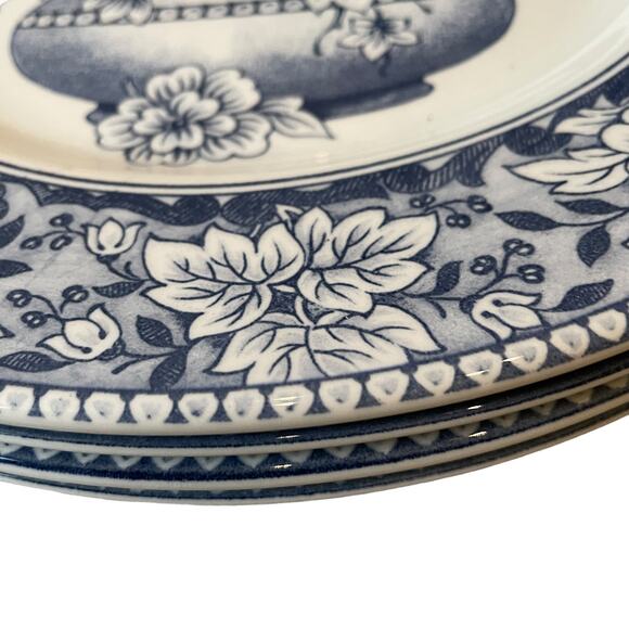 ROYAL STAFFORD Fine Porcelain 11in Dinner Plates Set of 4 Blue White Floral NEW - Picture 5 of 12